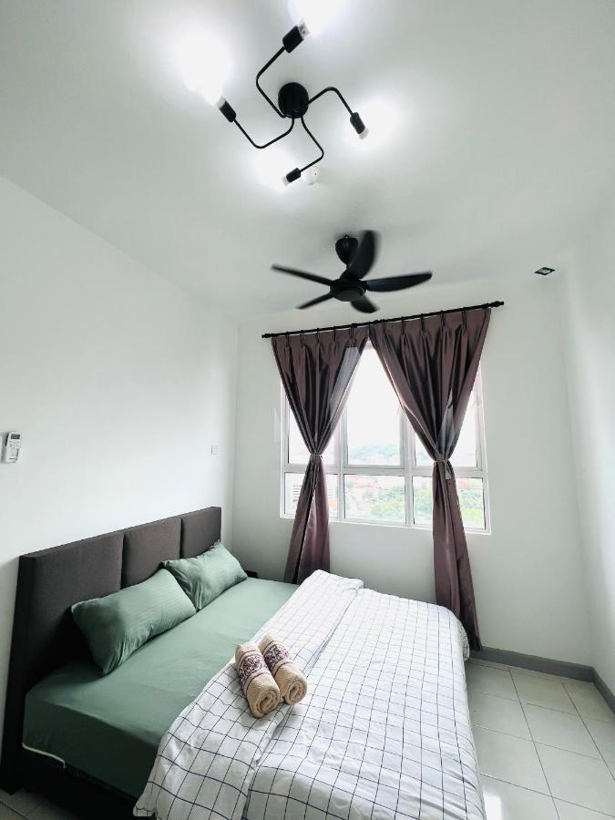 Ureshii Homestay Ladang Tanjung Kuala Terengganu With Pool エクステリア 写真